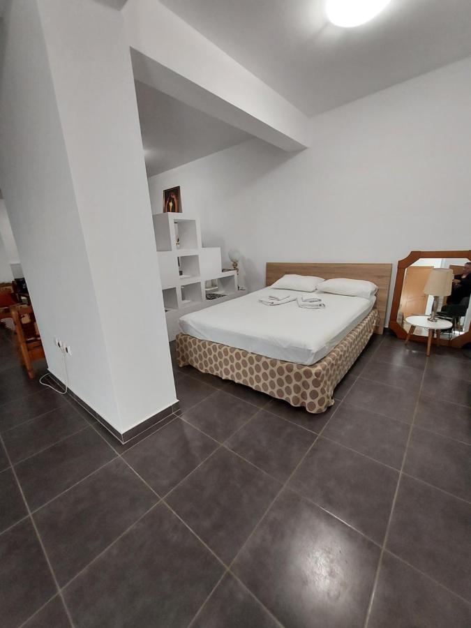 Maria Luxury Villa Lechaio