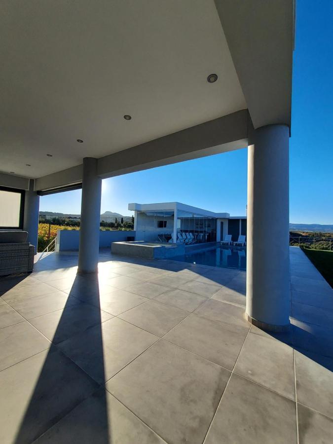 Maria Luxury *