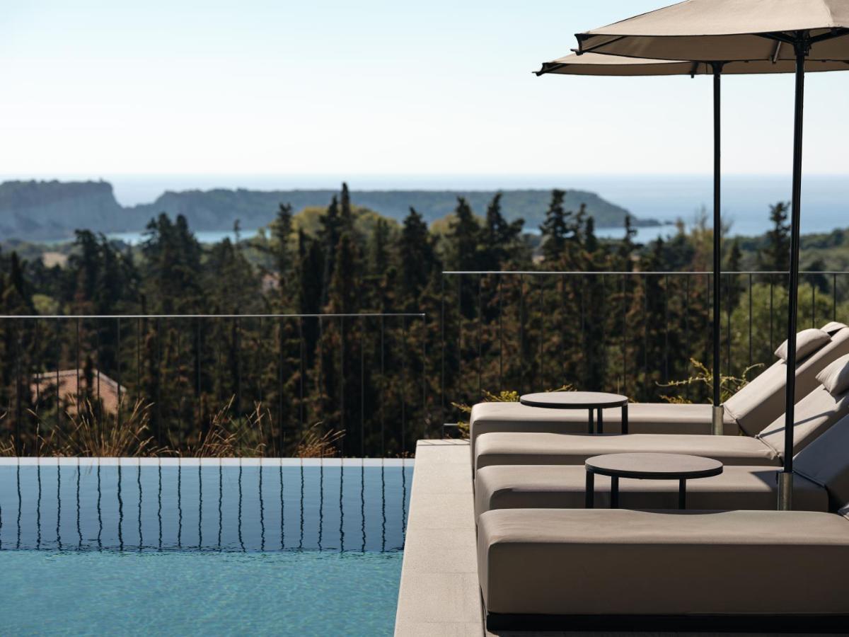 Villa Alexandra Seaview Luxurious Villa, By Thinkvilla *