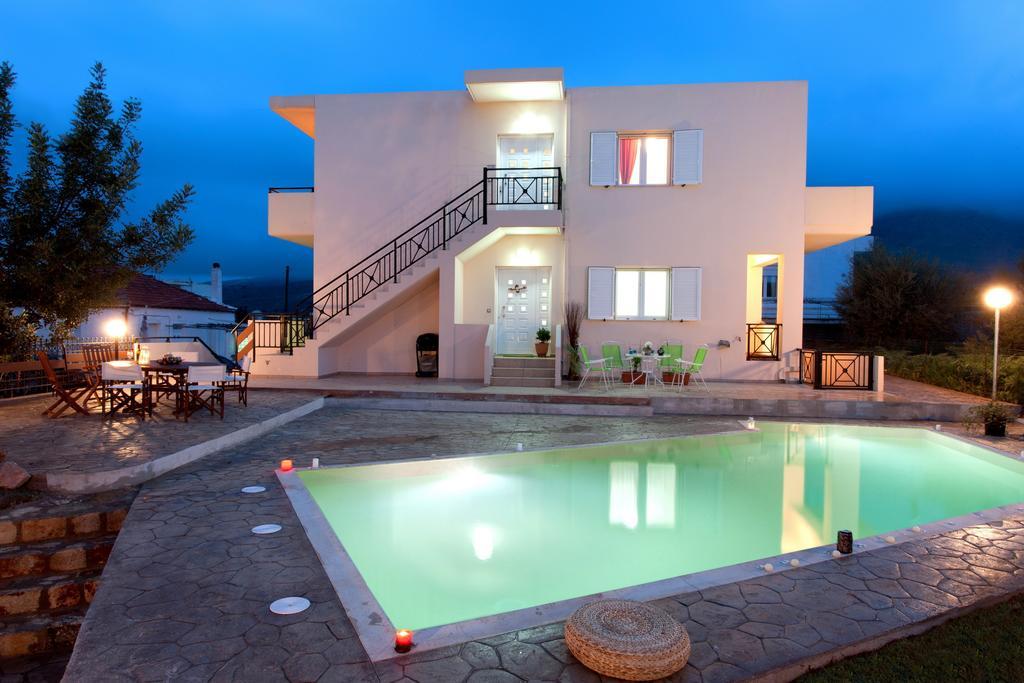 Villa Alura Villas *