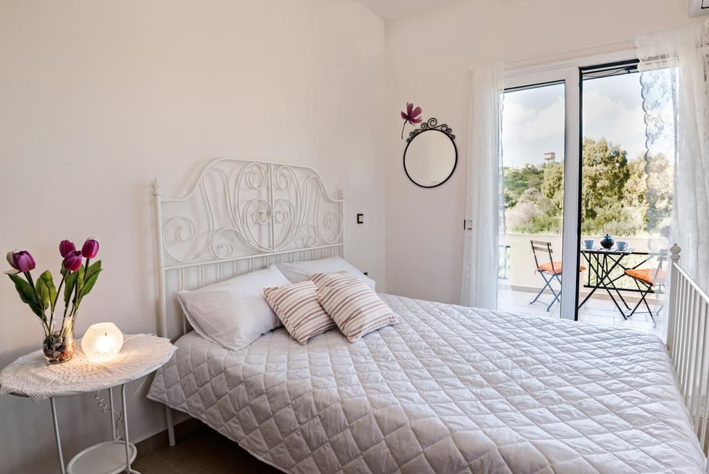 Alura Villas Villa Megala Chorafia