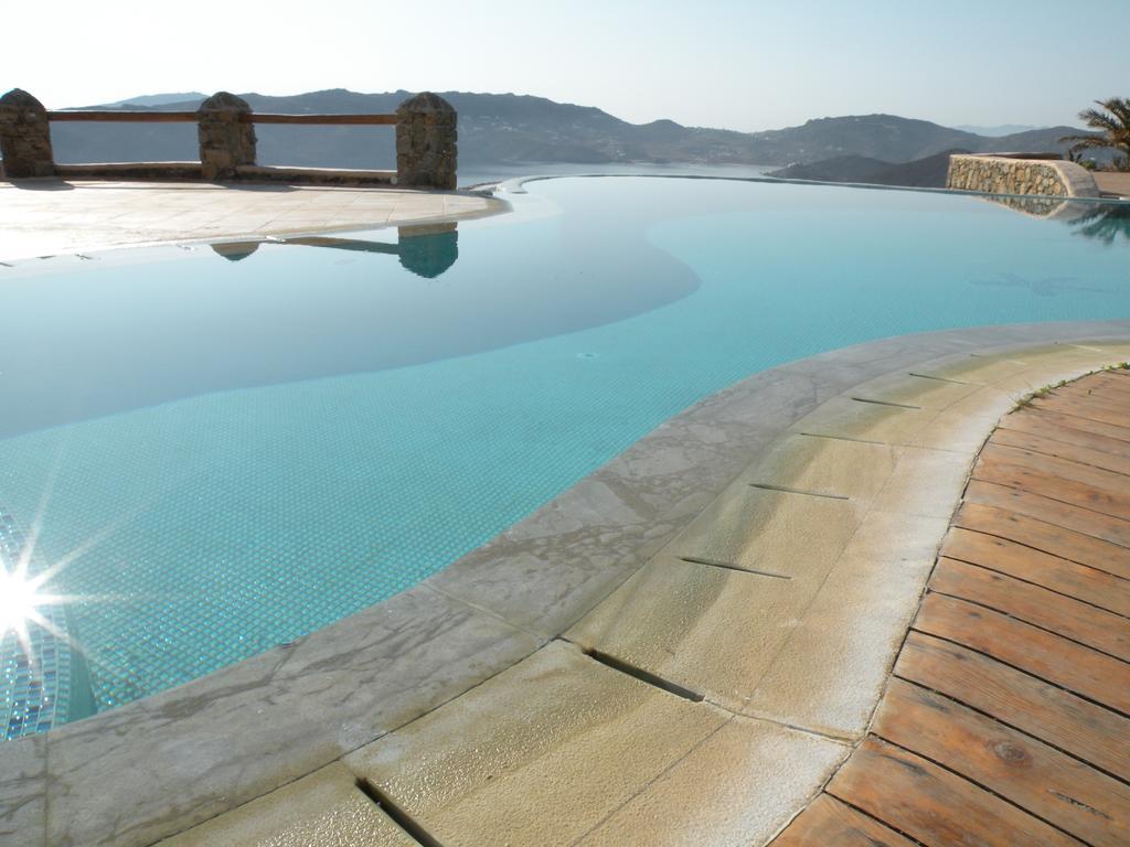 Biancamo Villa *