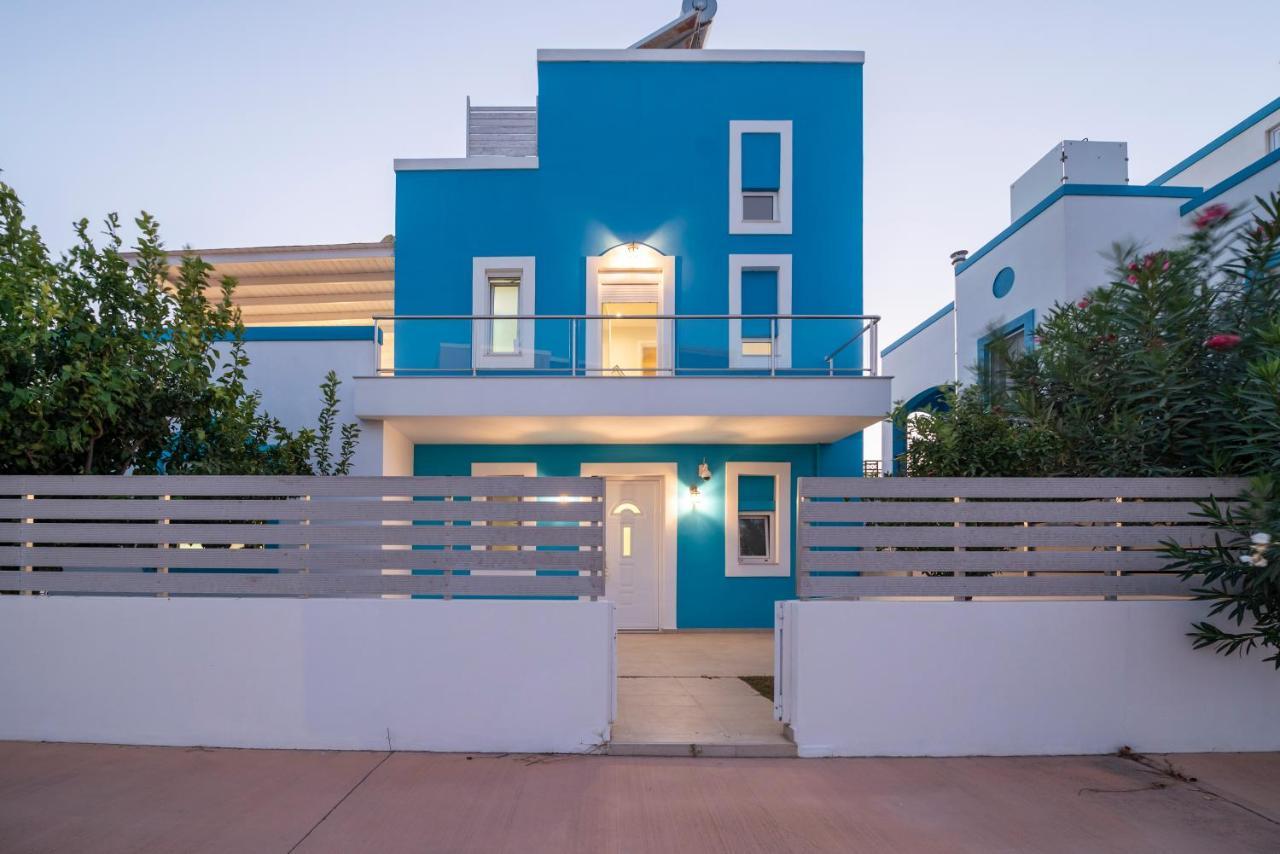 Villa Seabreeze - With Jacuzzi & Heated Pool