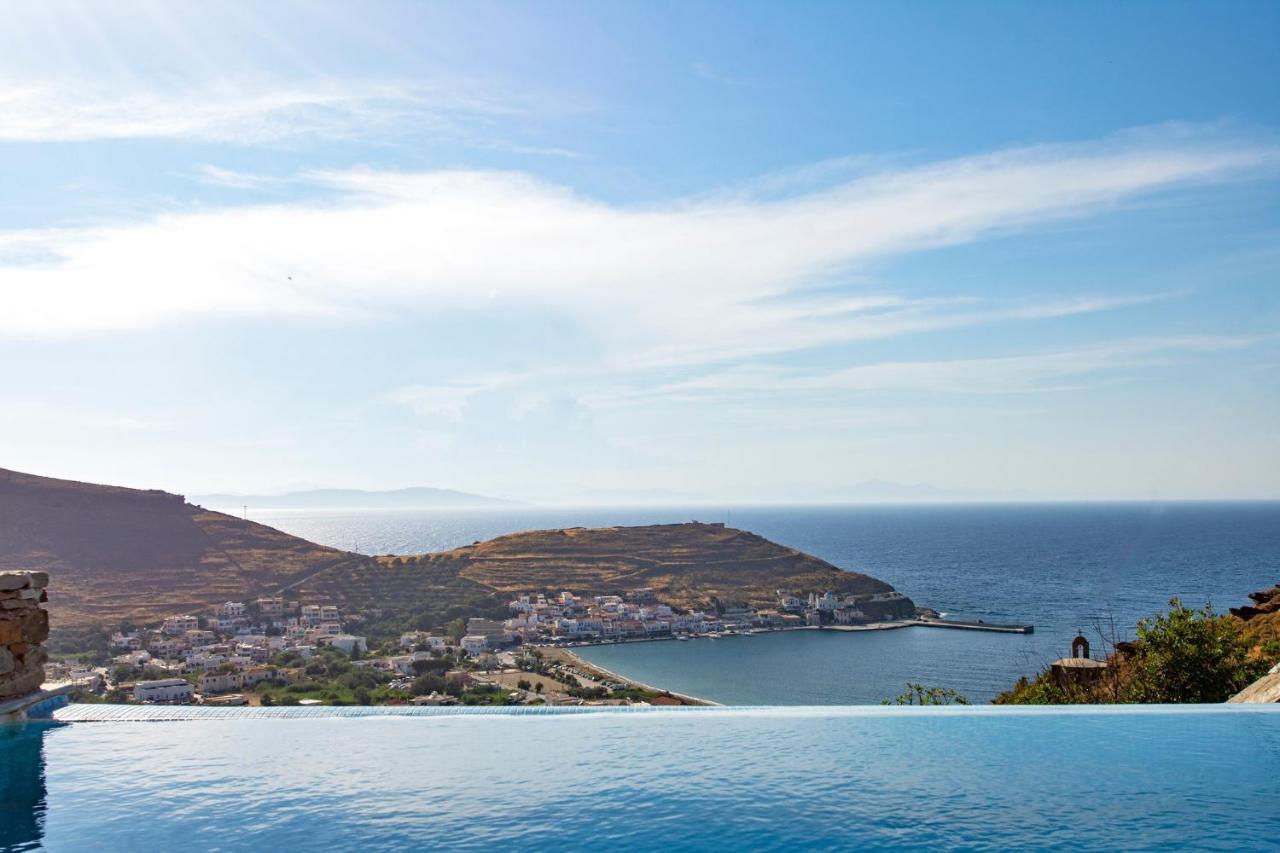 Luxurious Lune With A Swimming Pool And A Fantastic Sea And Sunset View Villa