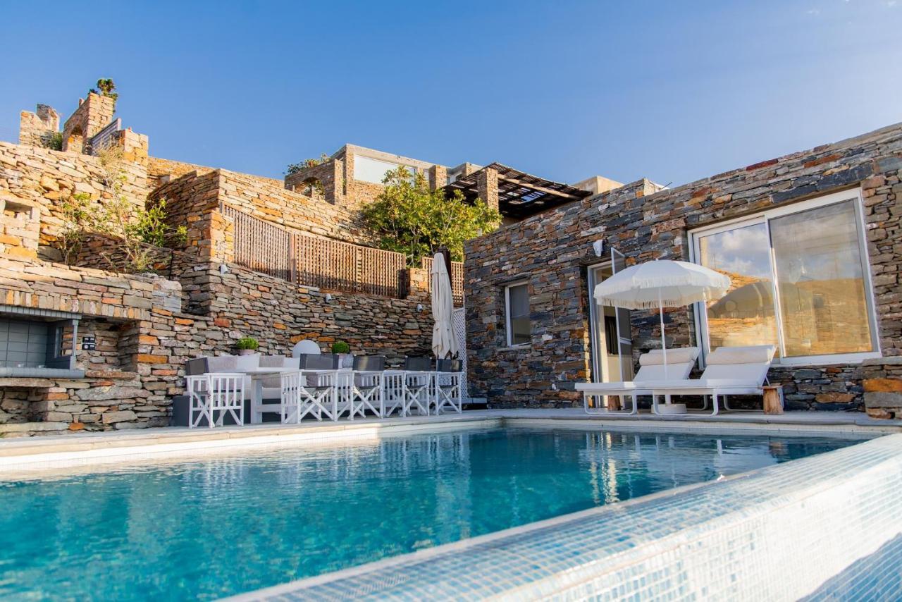 Villa Luxurious Lune With A Swimming Pool And A Fantastic Sea And Sunset View *