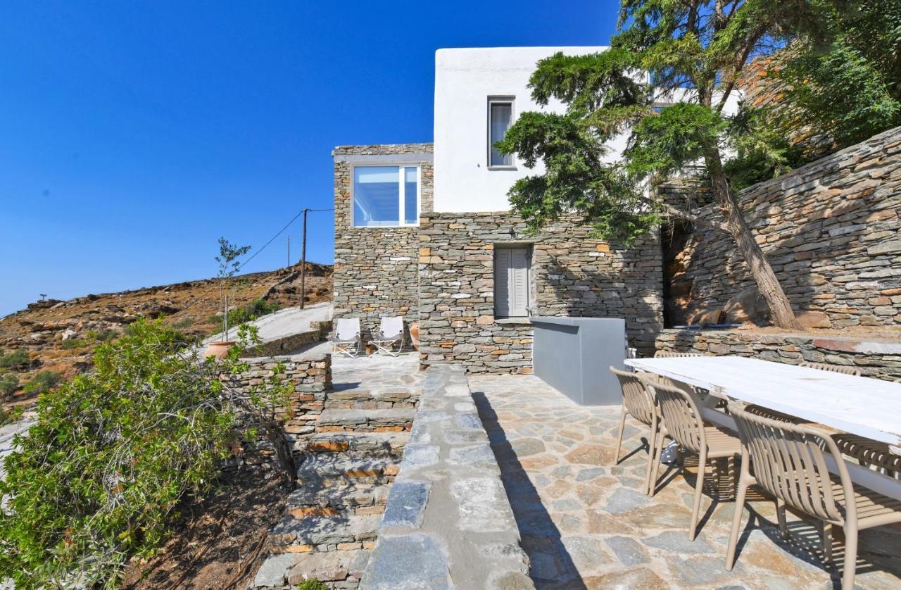 Luxurious Lune With A Swimming Pool And A Fantastic Sea And Sunset View Villa *