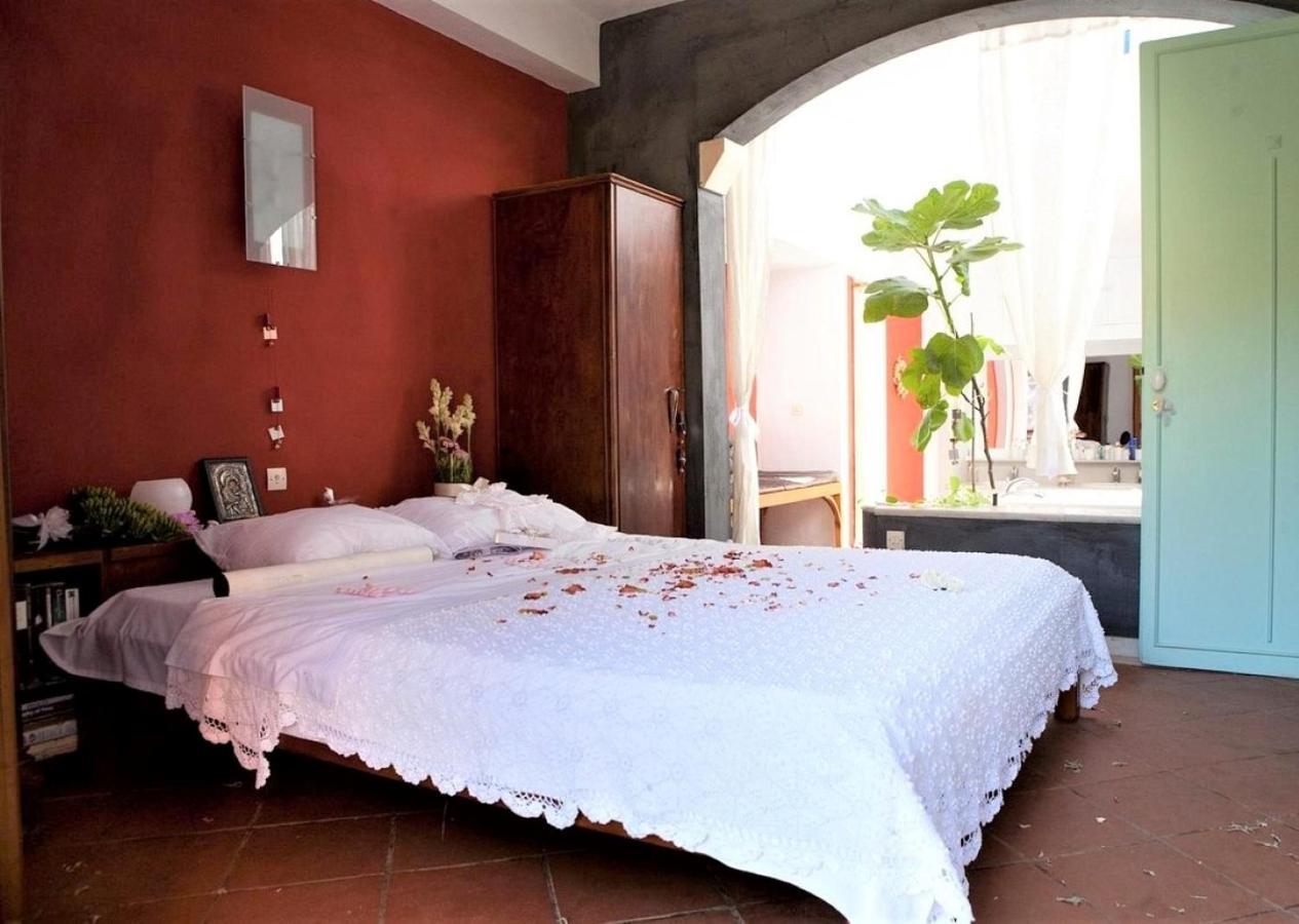 Rodialos Aparthotel *