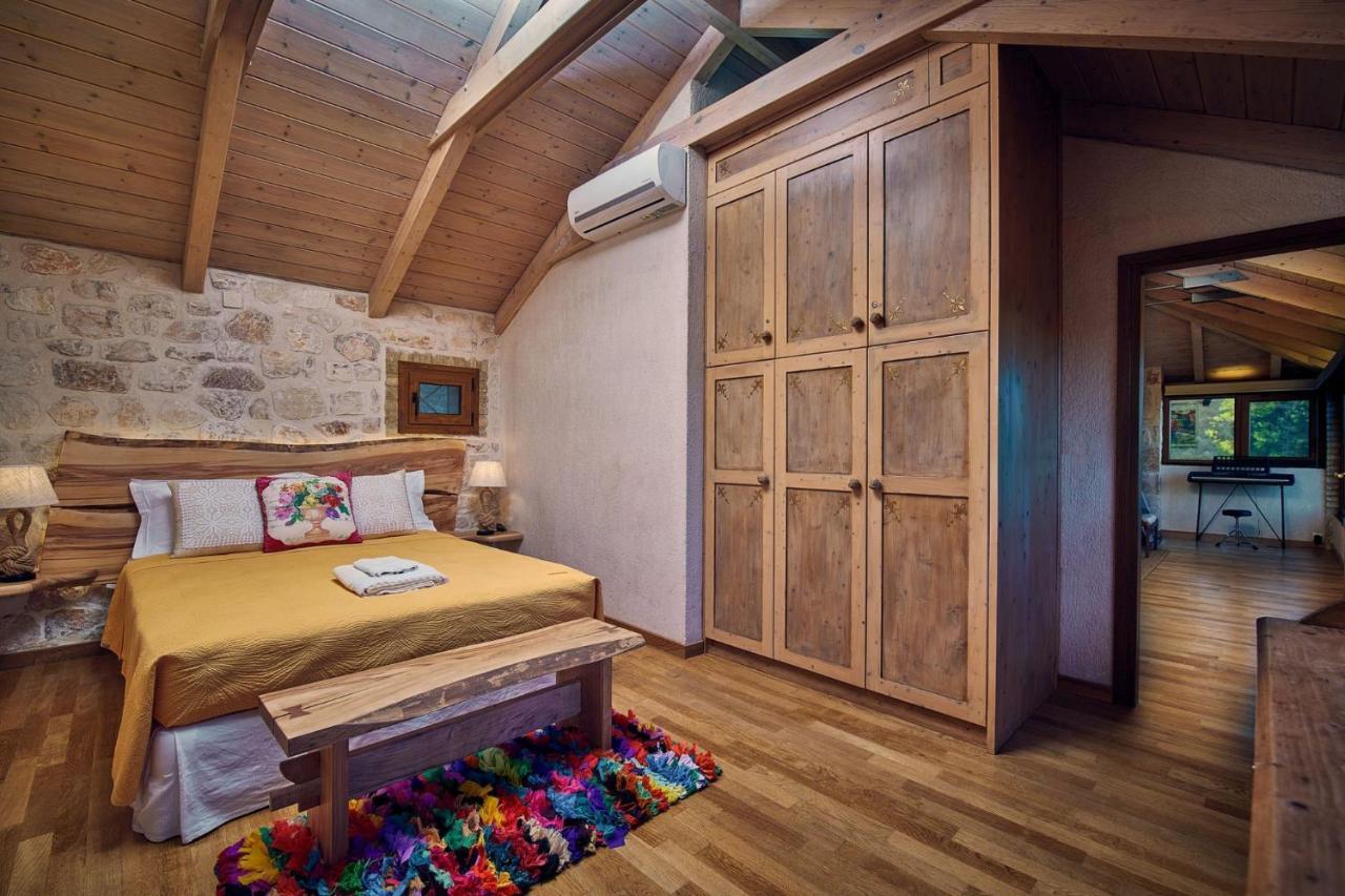 Wild Oak Estate - Stunning Views At A Dreamy Location, By Zantewize Holiday home *