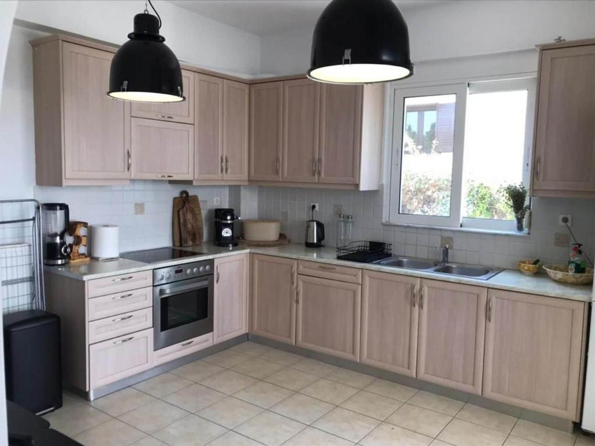 Quaint In Xirosterni With Garden Villa