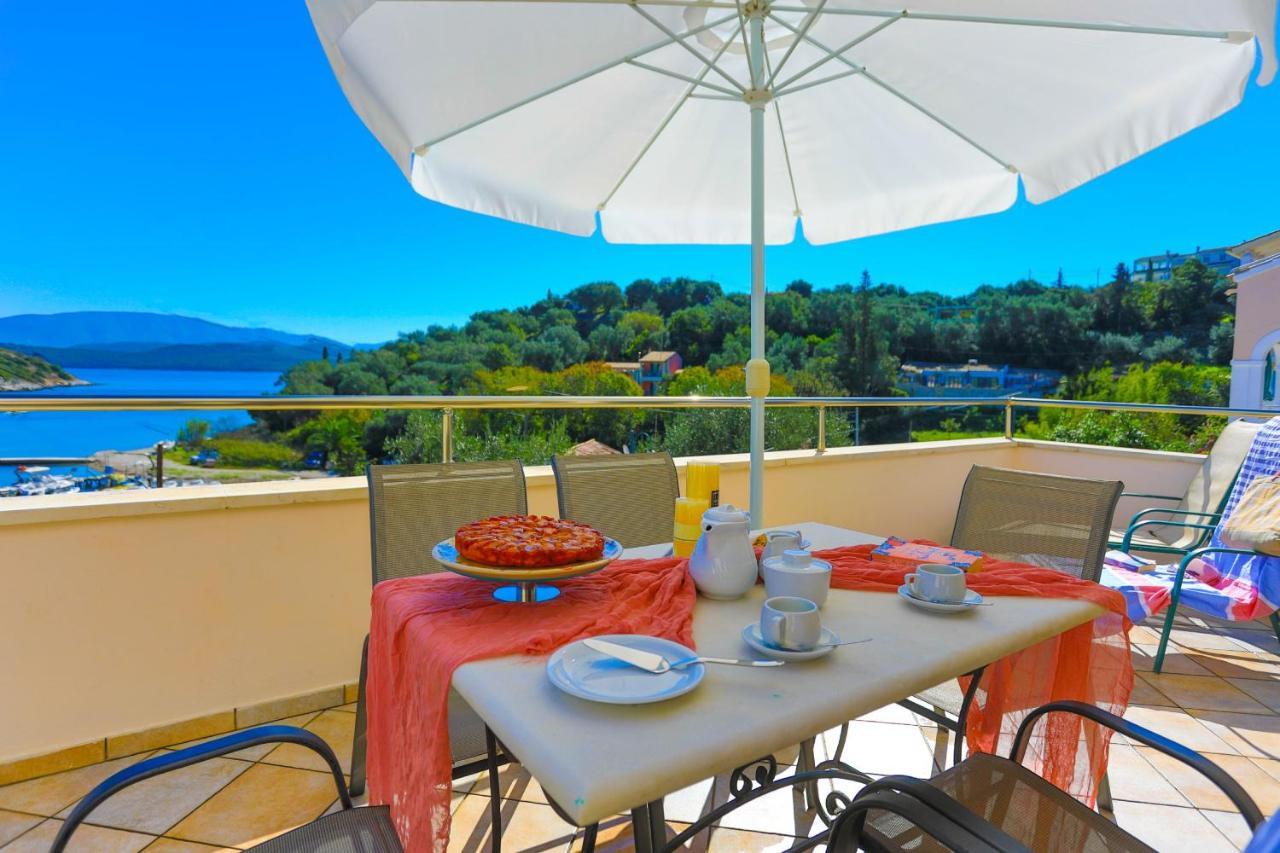Apartment Alexandra Bay Front Agios Stefanos (Thinali)