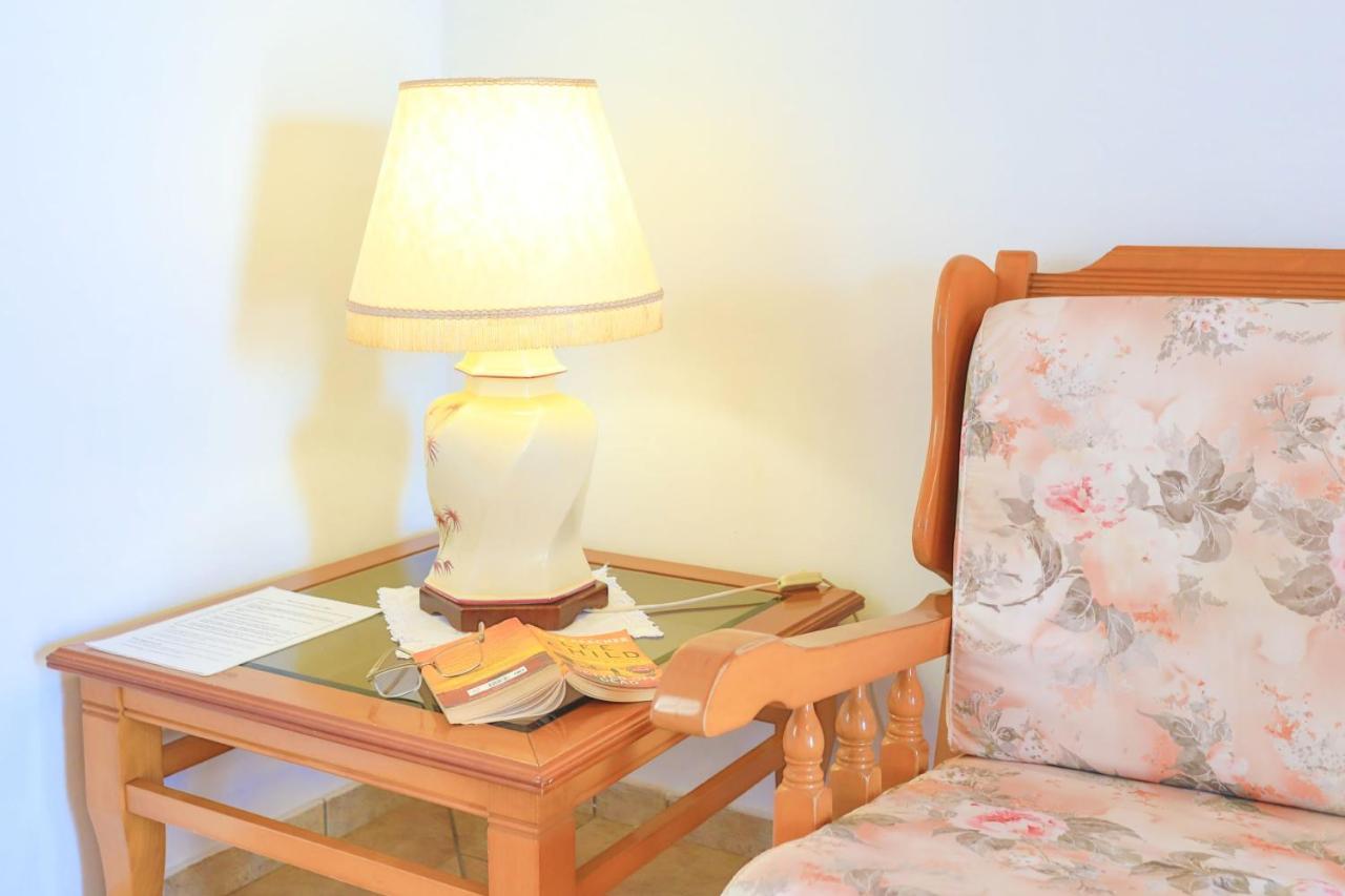 Alexandra Bay Front Apartment *
