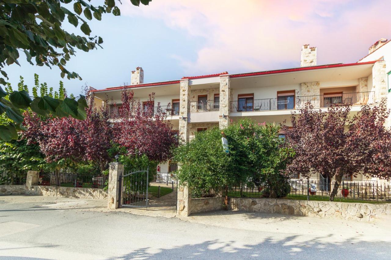 Aparthotel Maltinas House Mola Kalyva