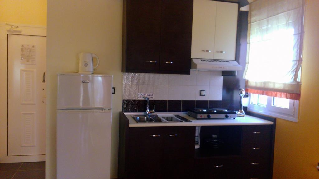 Apartment Bay
