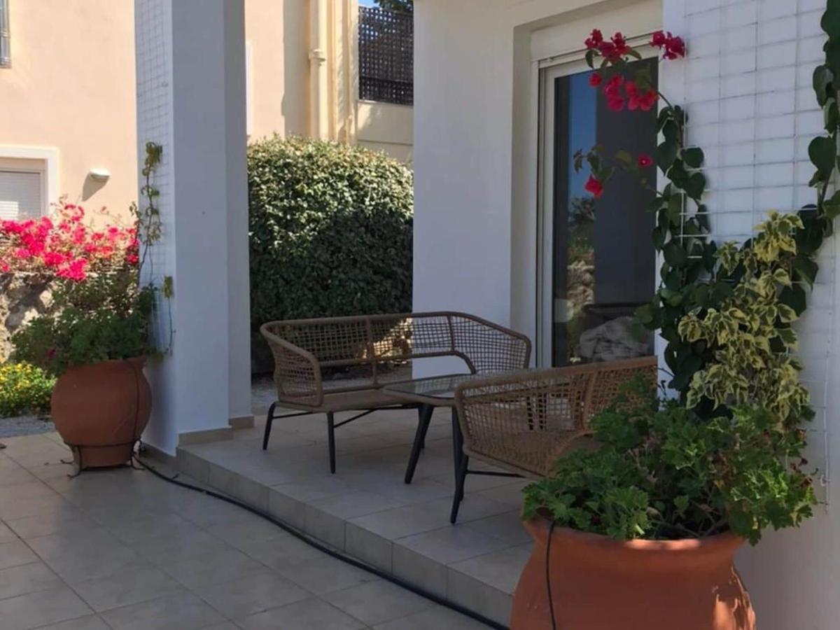Quaint In Xirosterni With Garden * Xirosternion