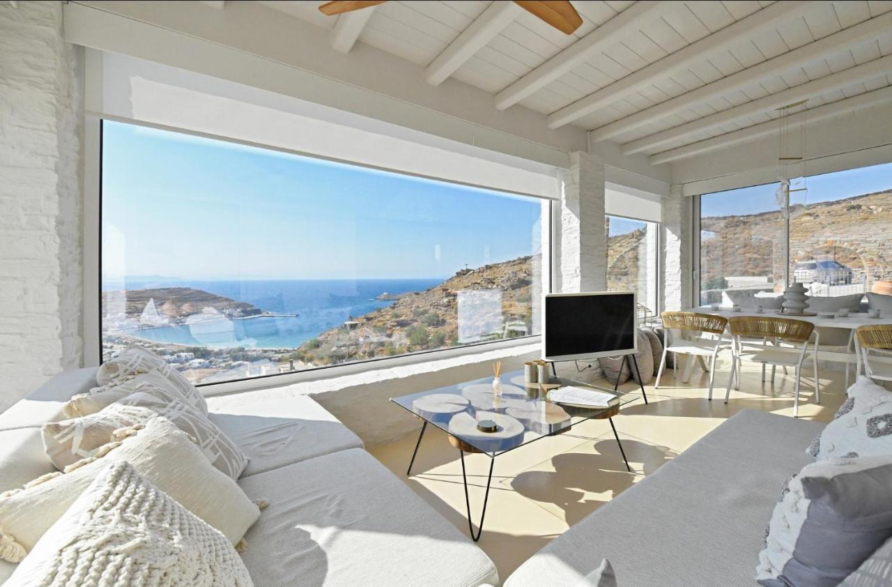 Luxurious Lune With A Swimming Pool And A Fantastic Sea And Sunset View * Ioulis