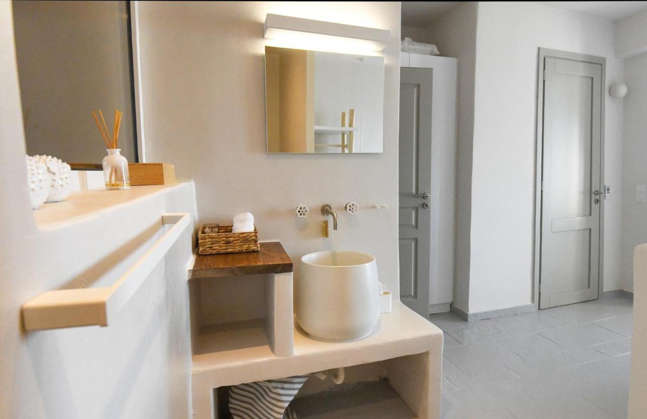Luxurious Lune With A Swimming Pool And A Fantastic Sea And Sunset View Villa Ioulis