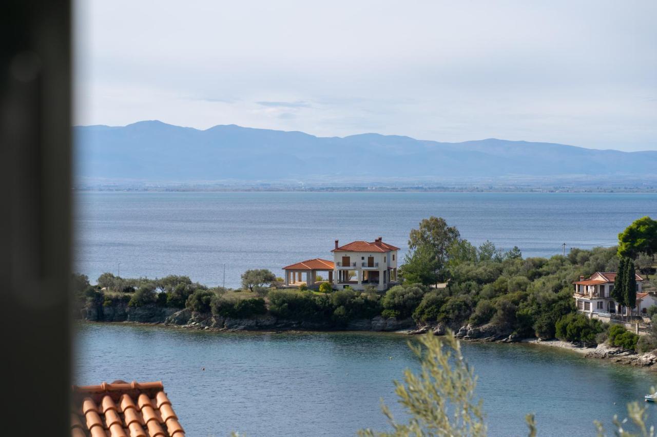 Sea View Villa *