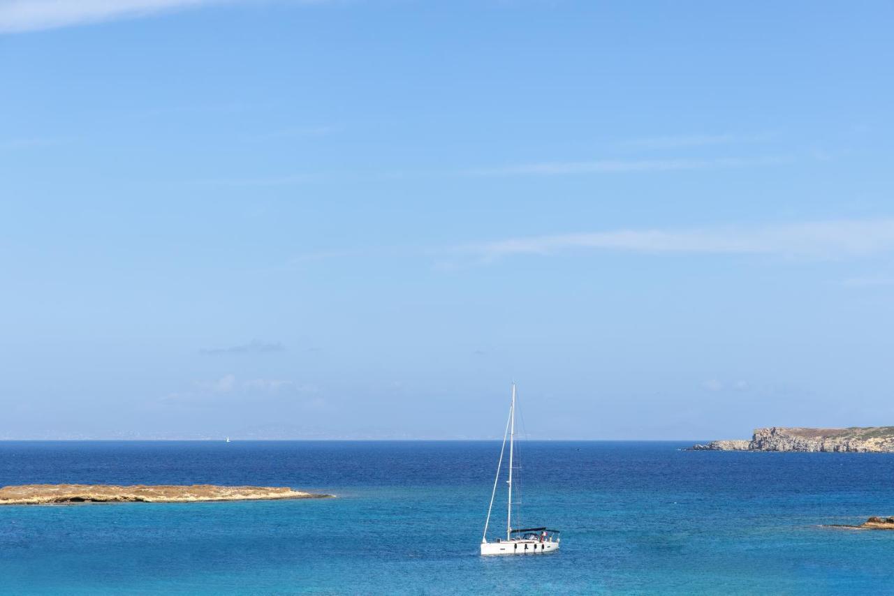 Lilly Residence-all Sea View Suites, Adults Only Naousa (Paros)