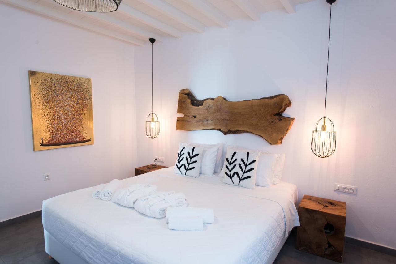 Bellou Mykonos Town