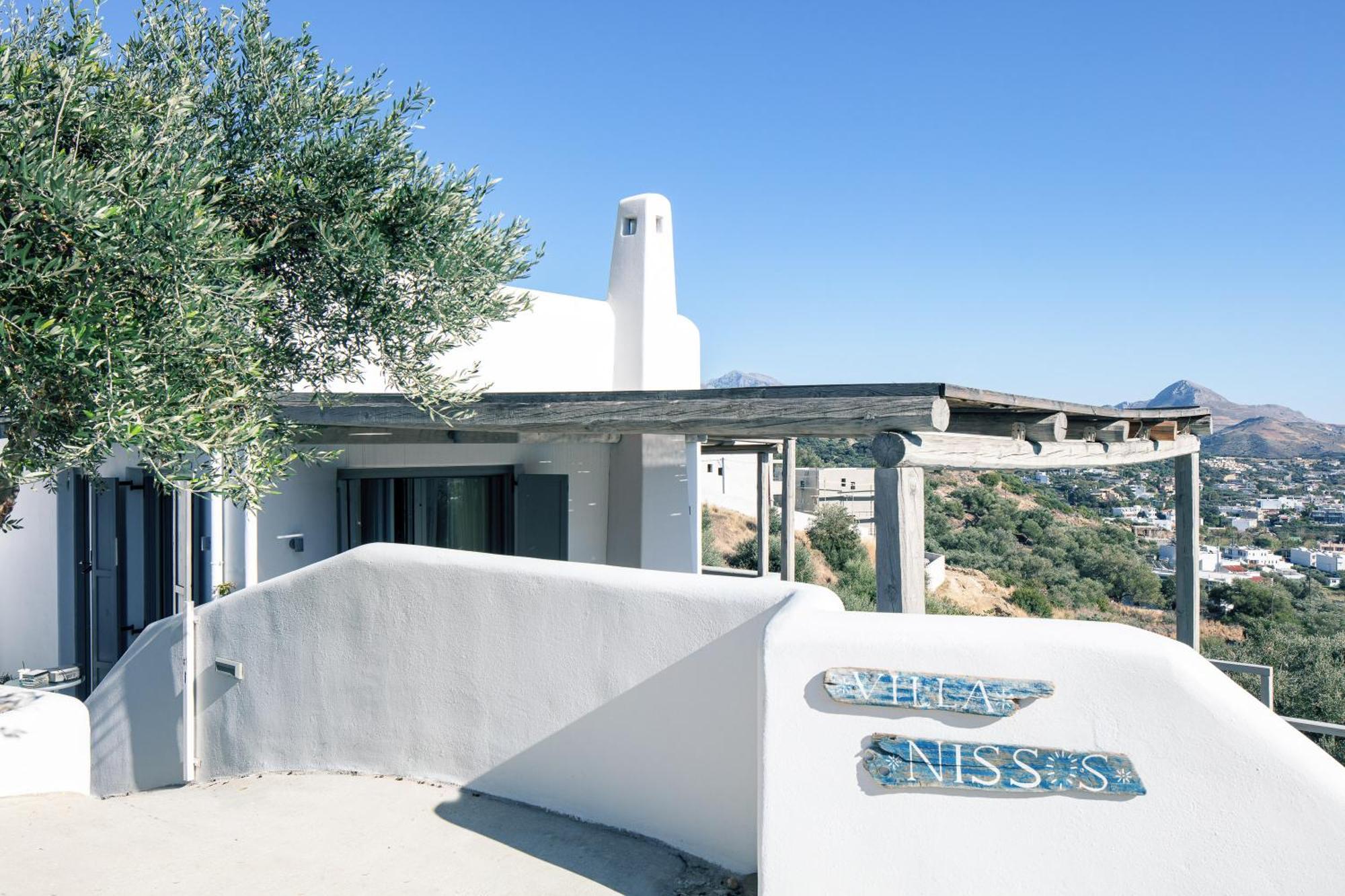 Nissos Villa