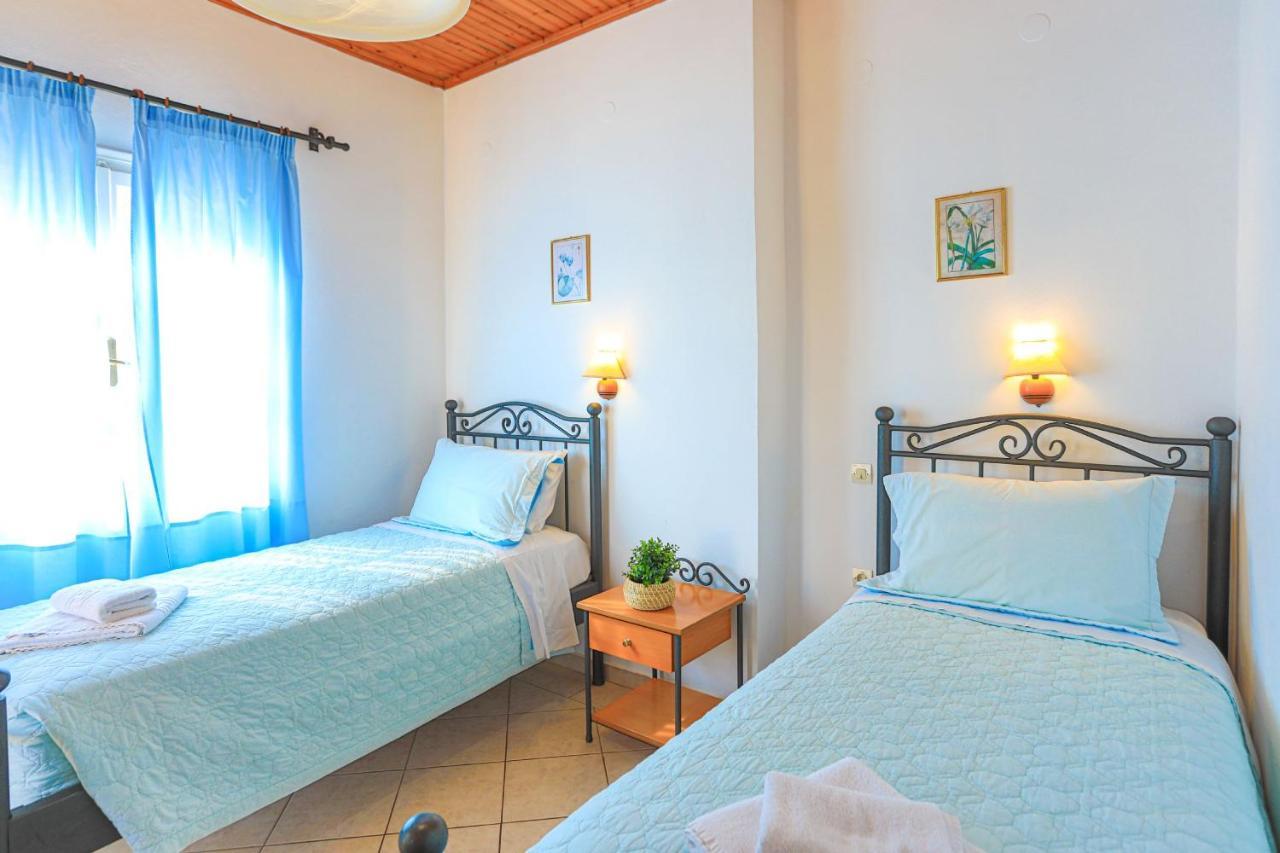 Alexandra Bay Front Apartment Agios Stefanos (Thinali)