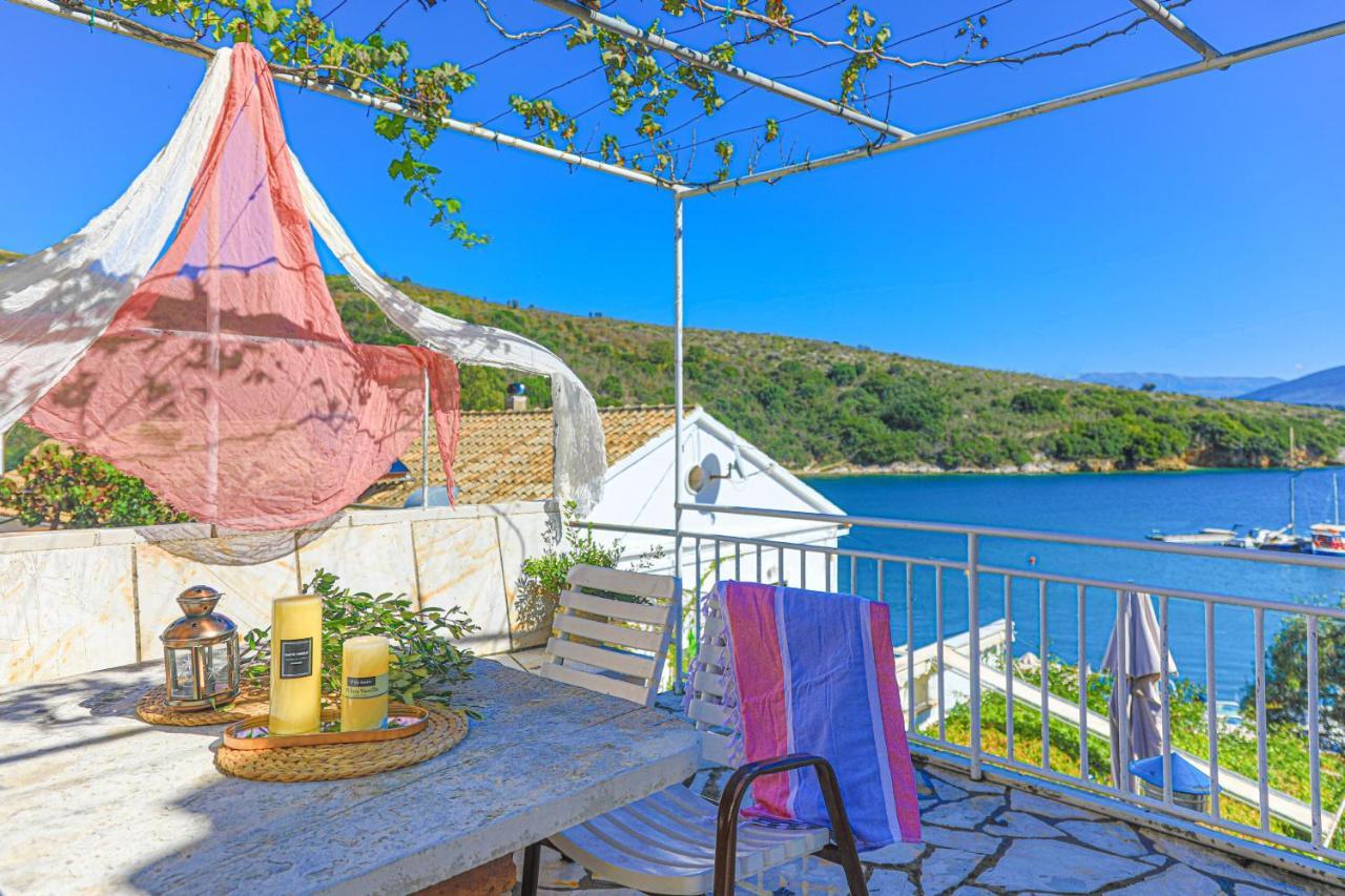 Apartment Alexandra Bay Front *