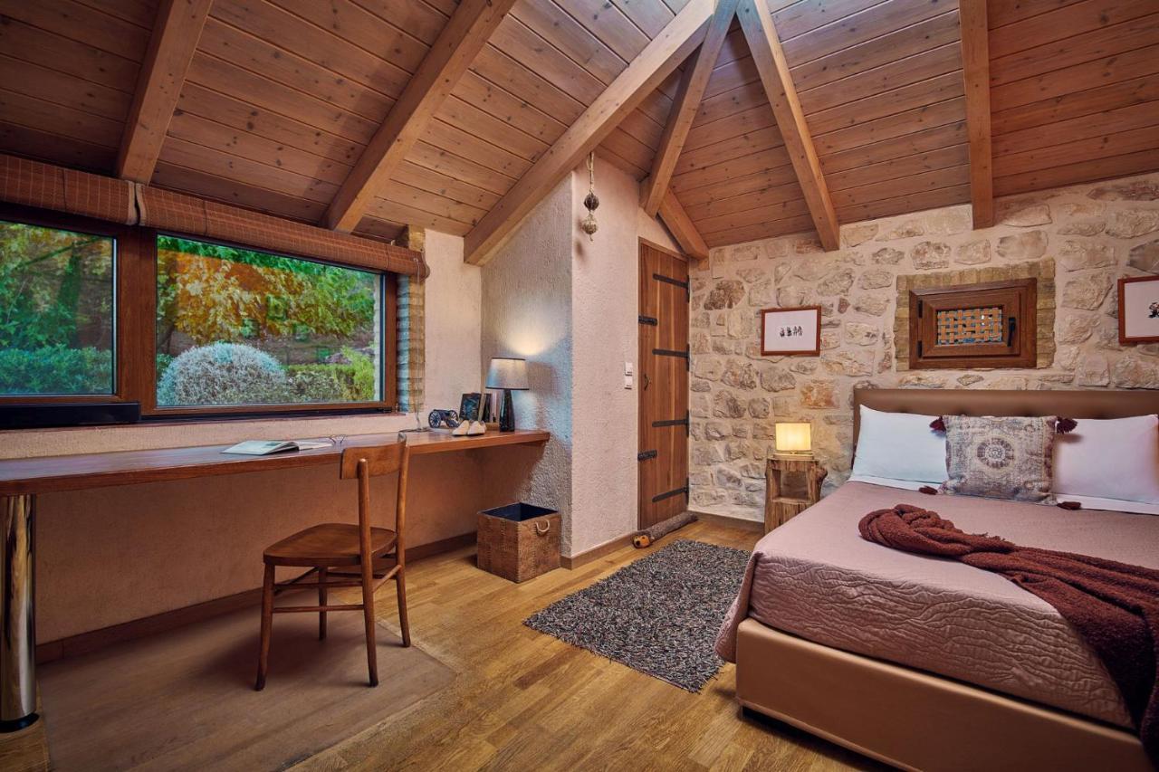 Wild Oak Estate - Stunning Views At A Dreamy Location, By Zantewize Argassi