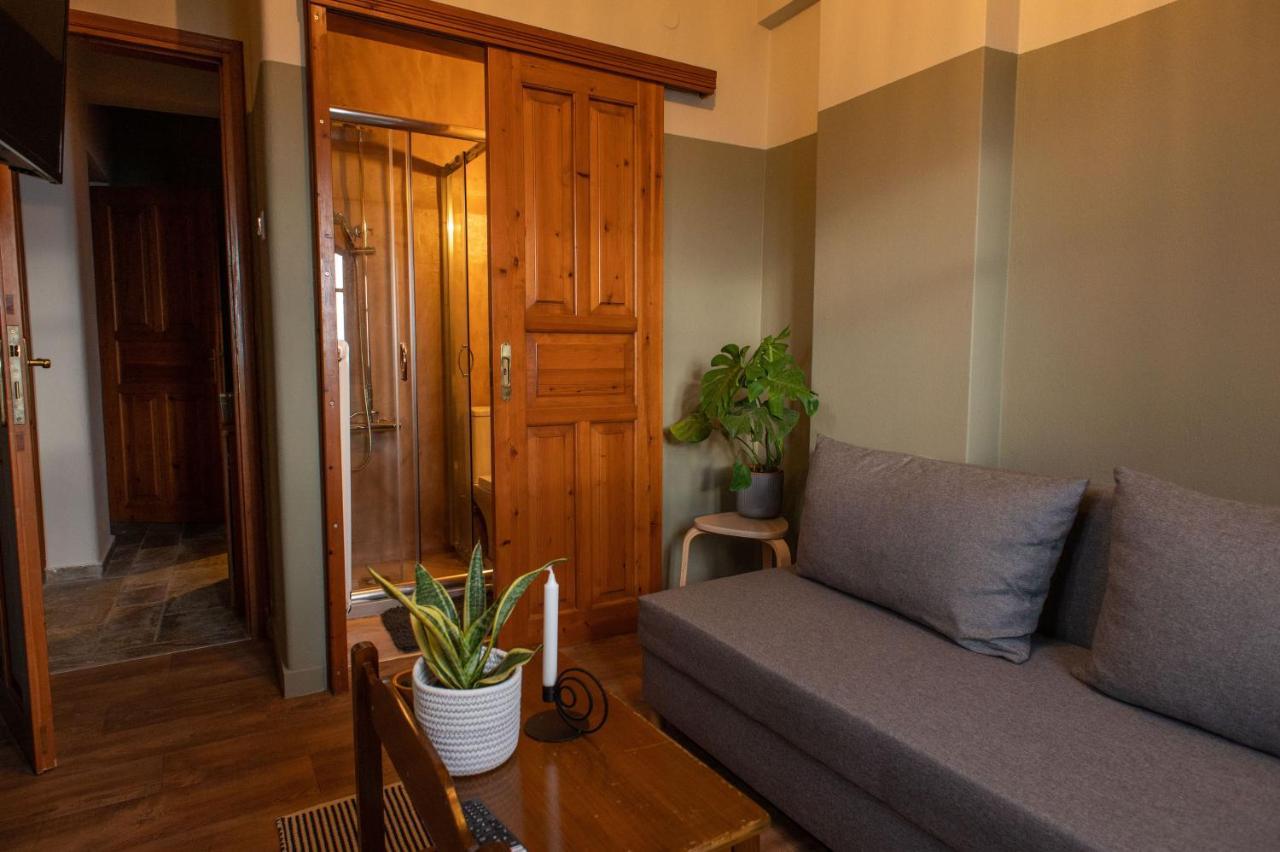 Aparthotel The Fern House Makrinitsa