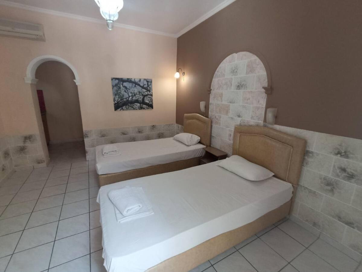 Aparthotel Laganas Beach Hotel *