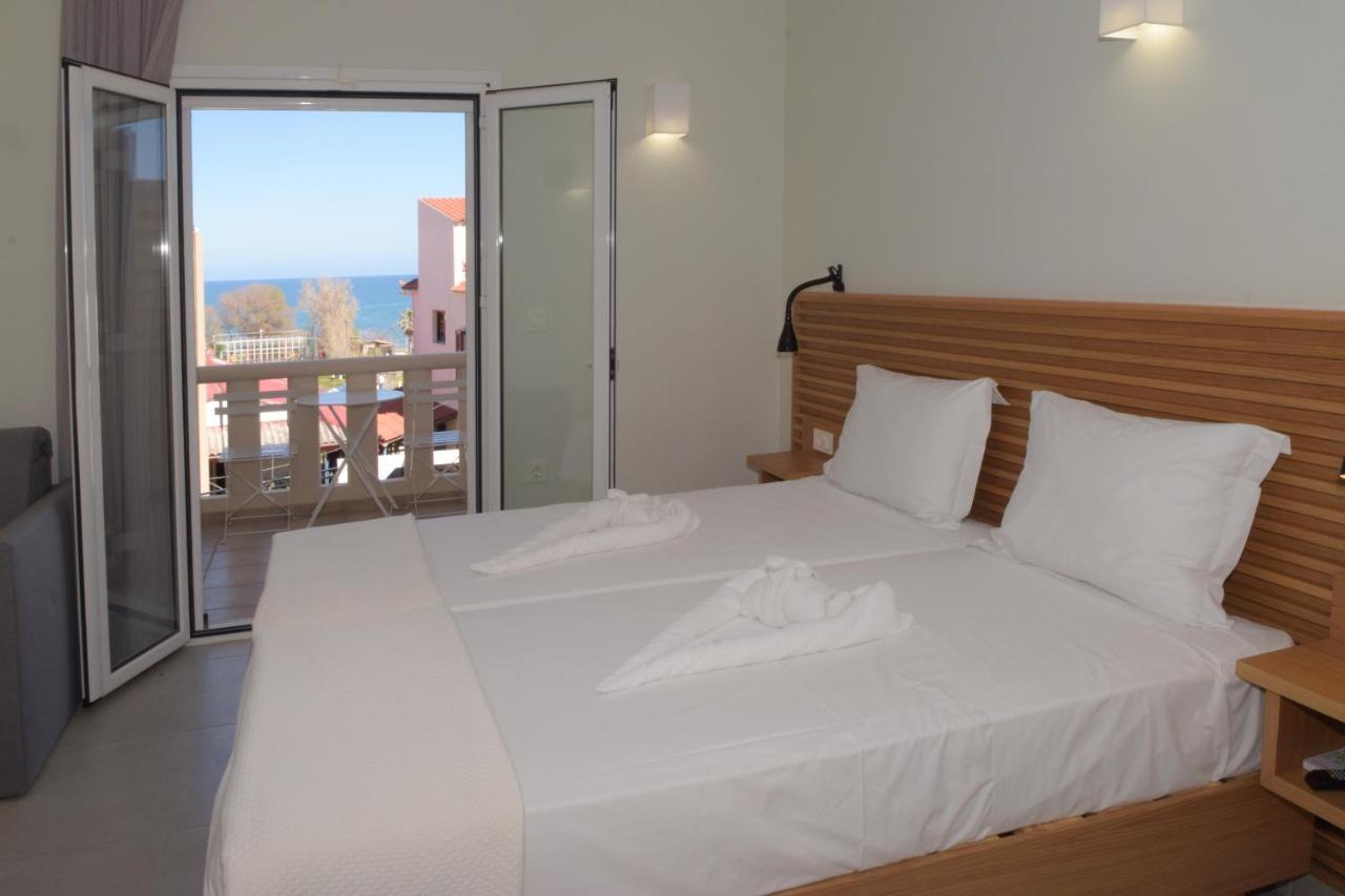 Mithos Premium Aparthotel