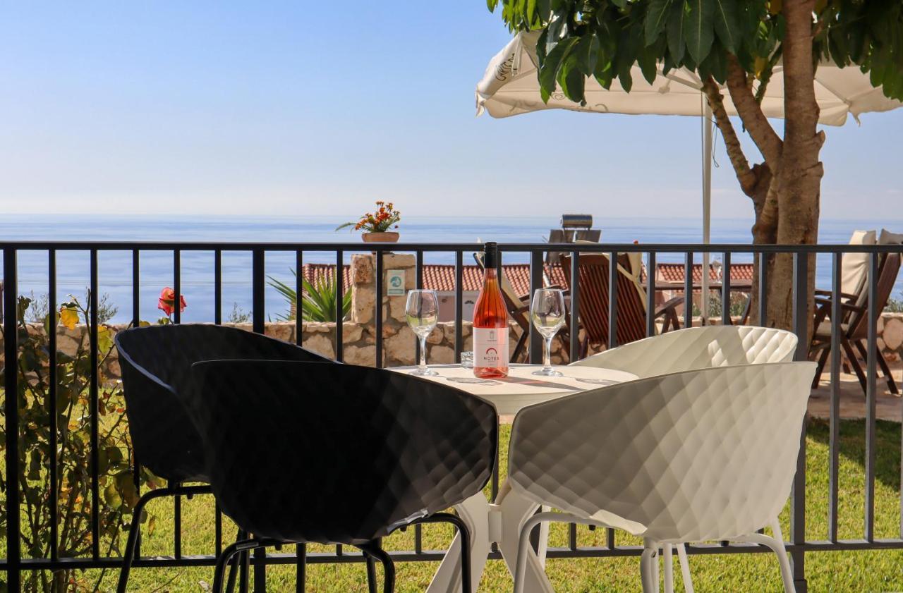 Spyridoula Lourdata (Kefalonia)