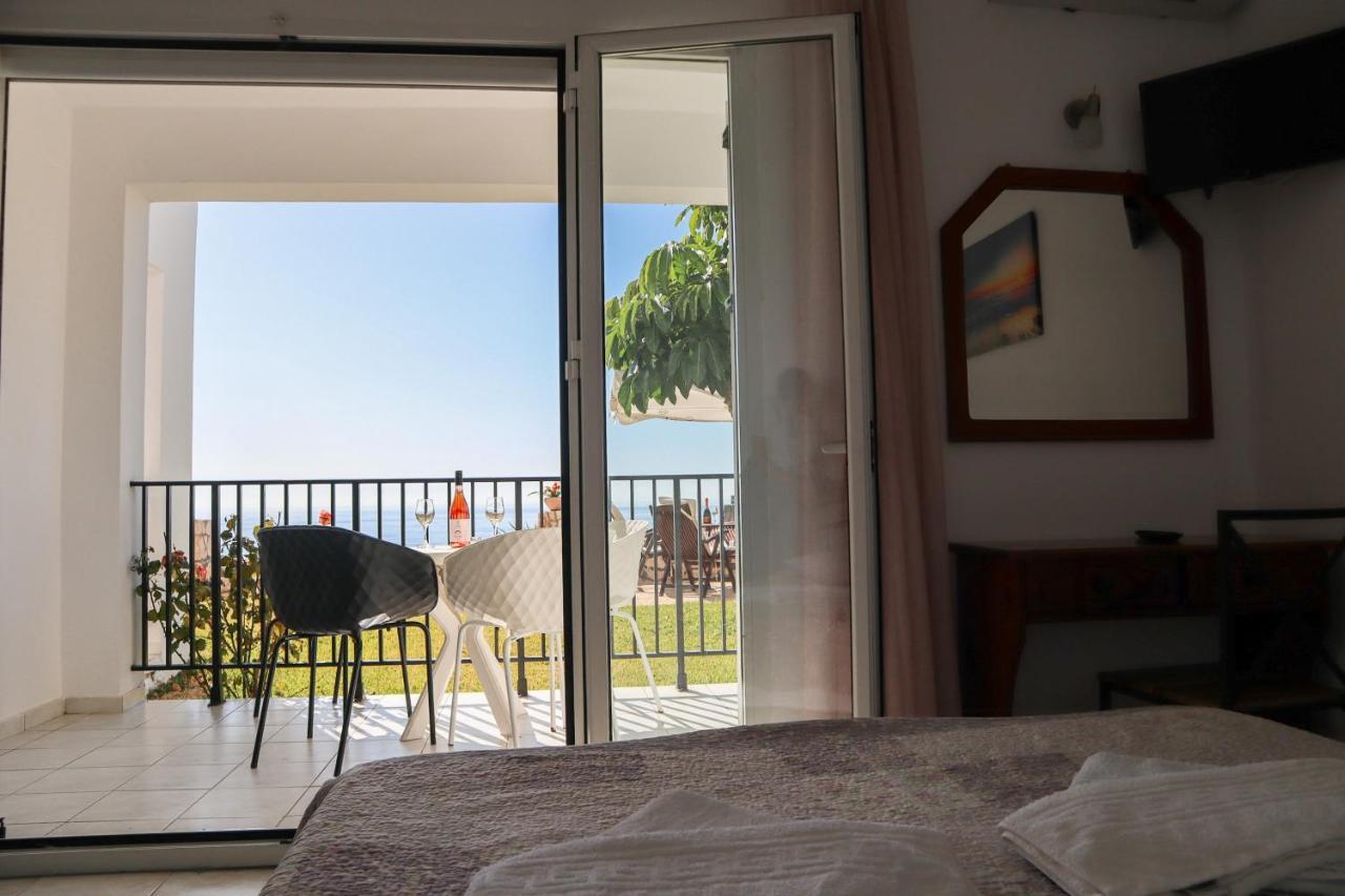 Spyridoula Aparthotel Lourdata (Kefalonia)