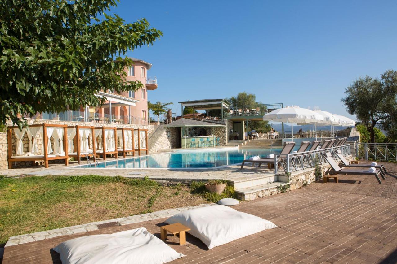 Red Tower Hotel 4*