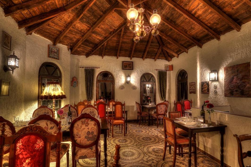 Chateaux Constantin Agistro 3* Angistron