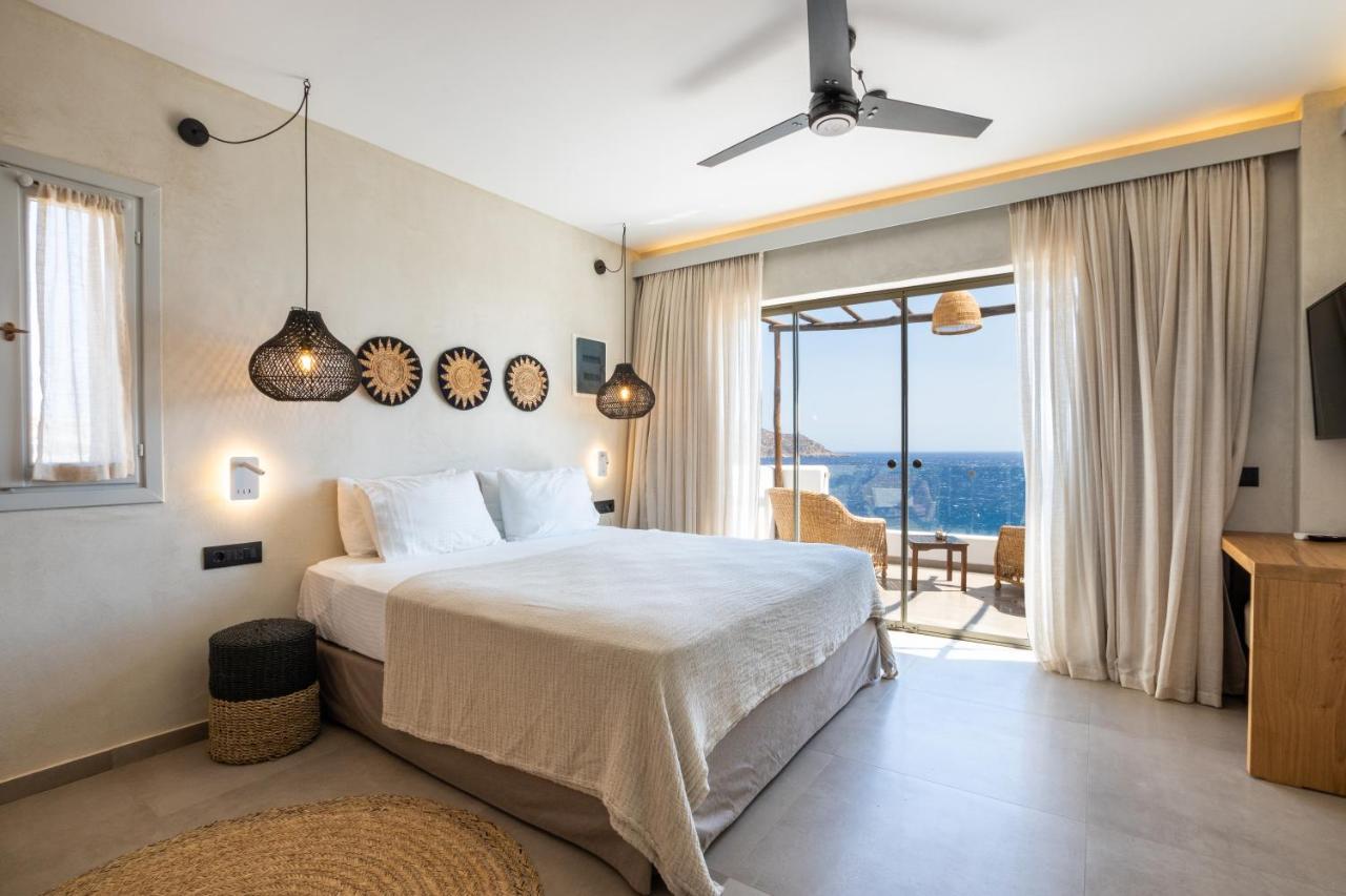 Hotel Aegean Village Beachfront