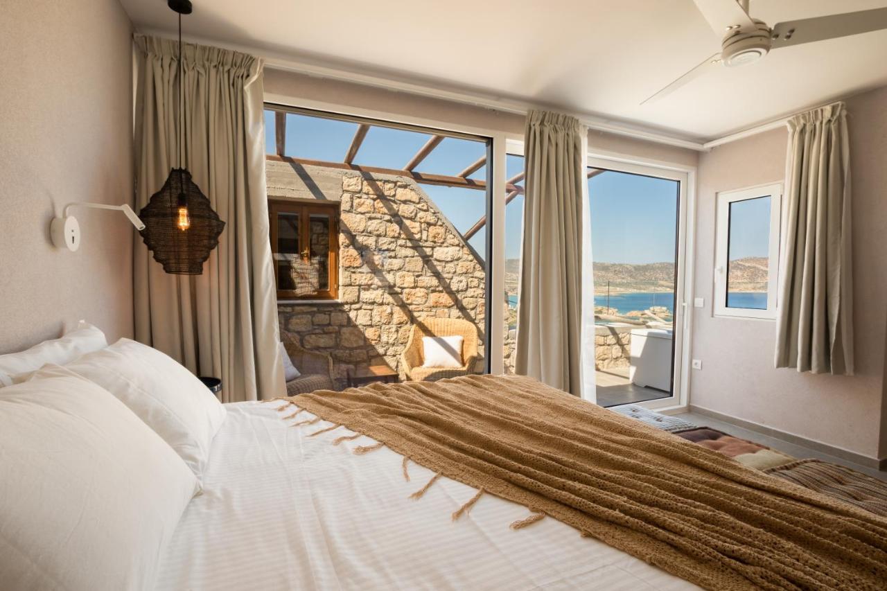 Hotel Aegean Village Beachfront 4*