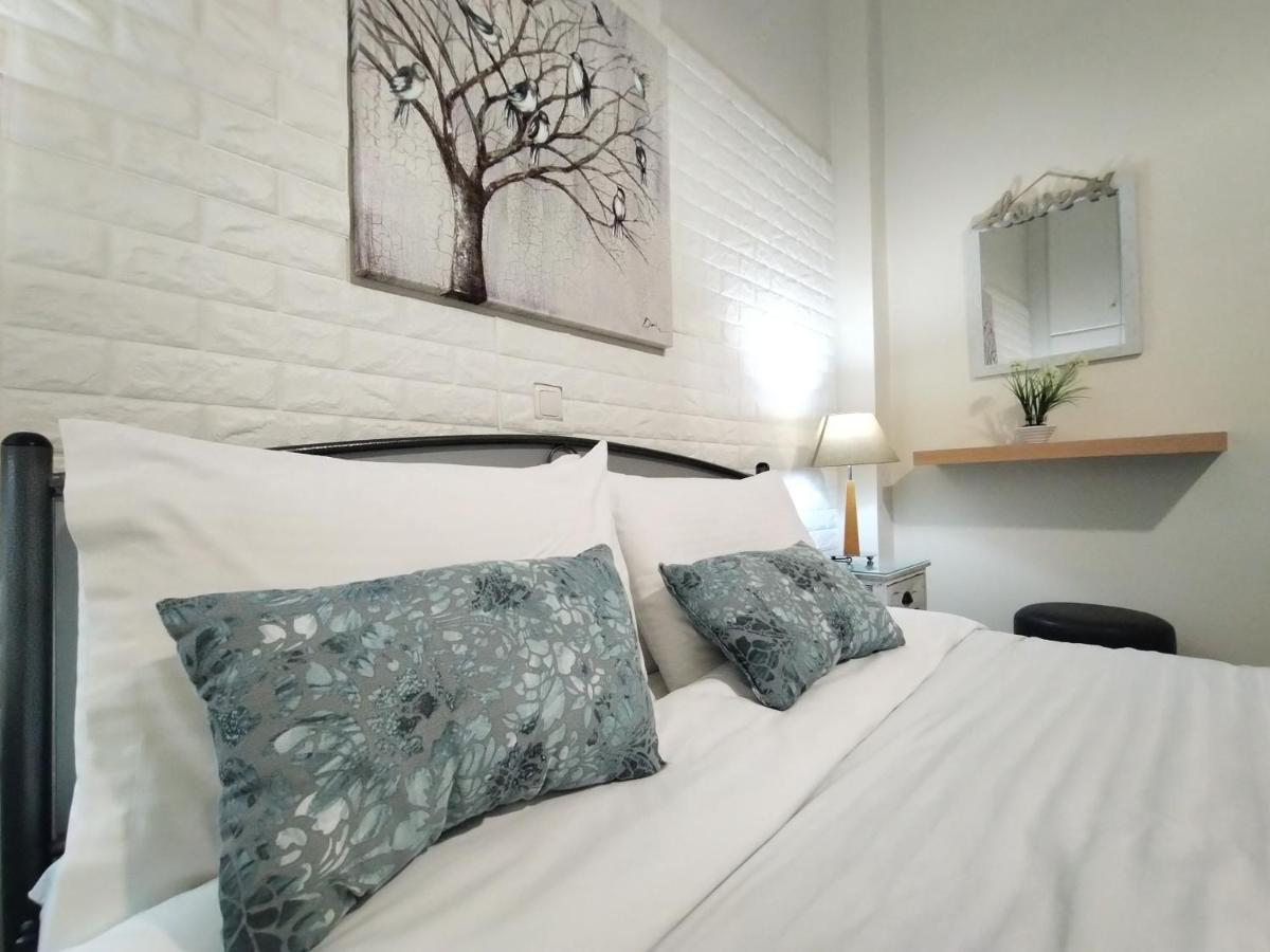 Luxury Seafront House Nearby Delphi Apartment Kirra