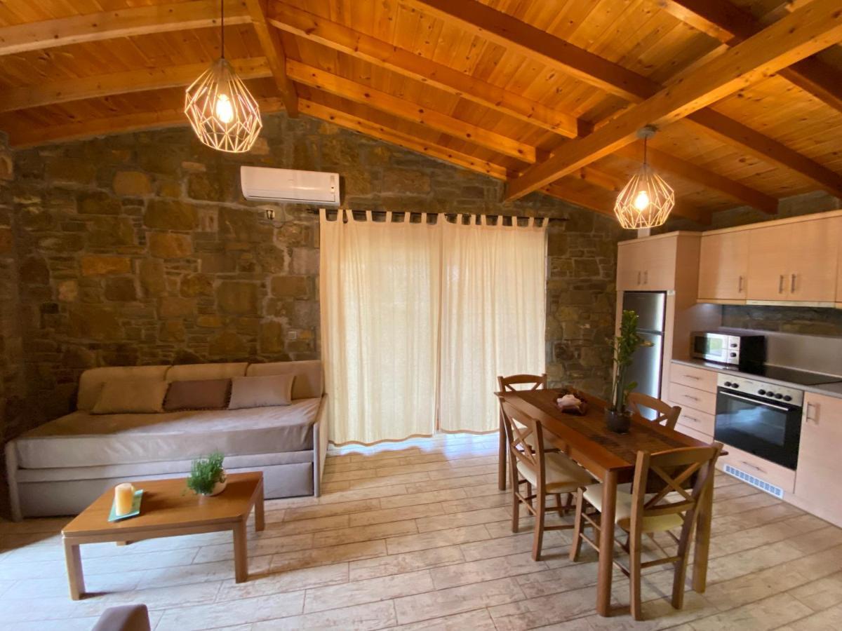 Caviro On The Holiday home Moudhros