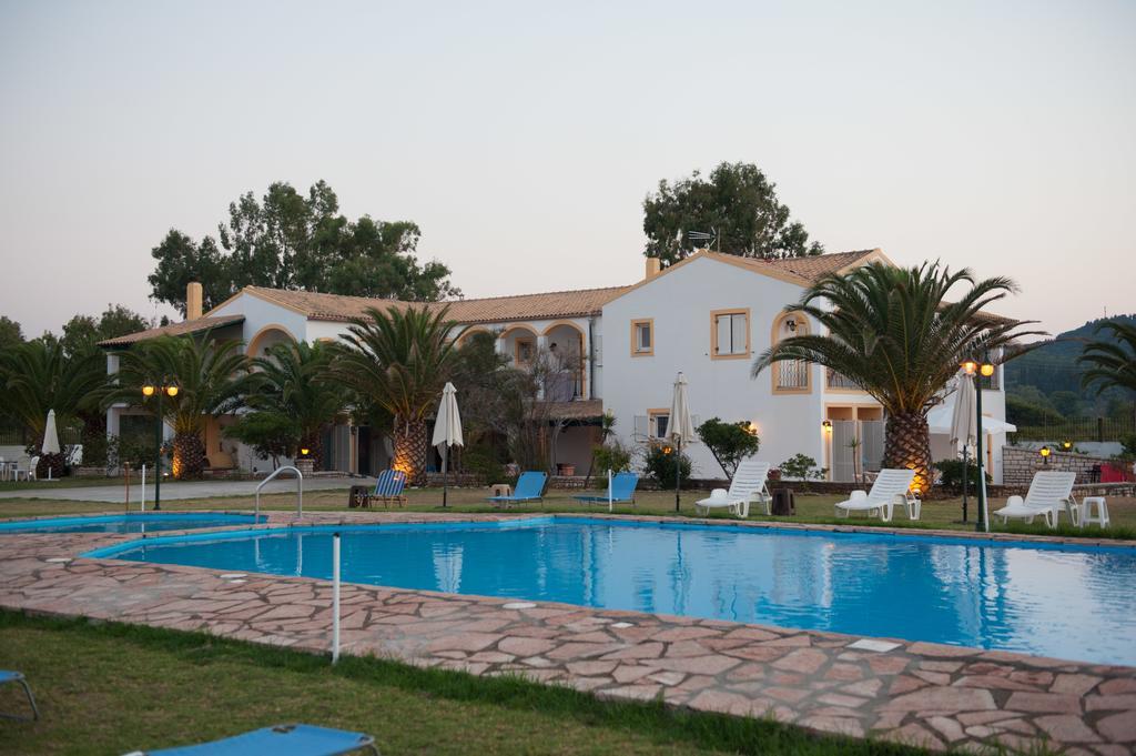 Corfu Sea Palm * Roda (Corfu)