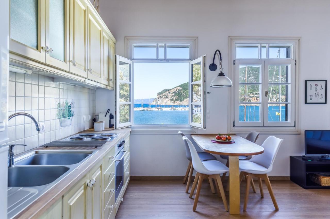 Vivere * Skopelos Town