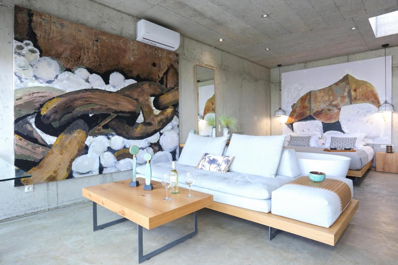 Marnos Luxury