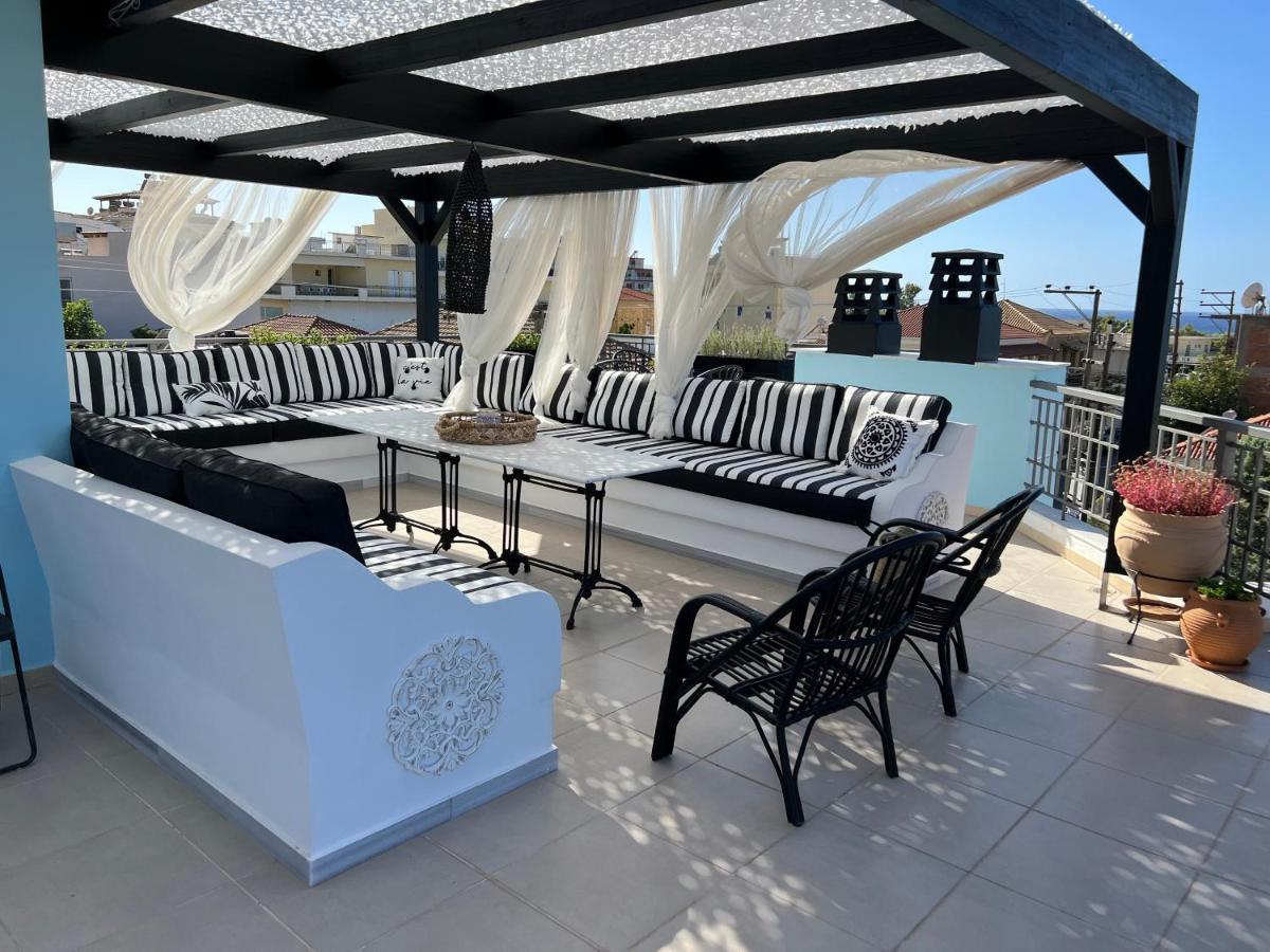 Magical Seaside Town Boutique Apts 1 *