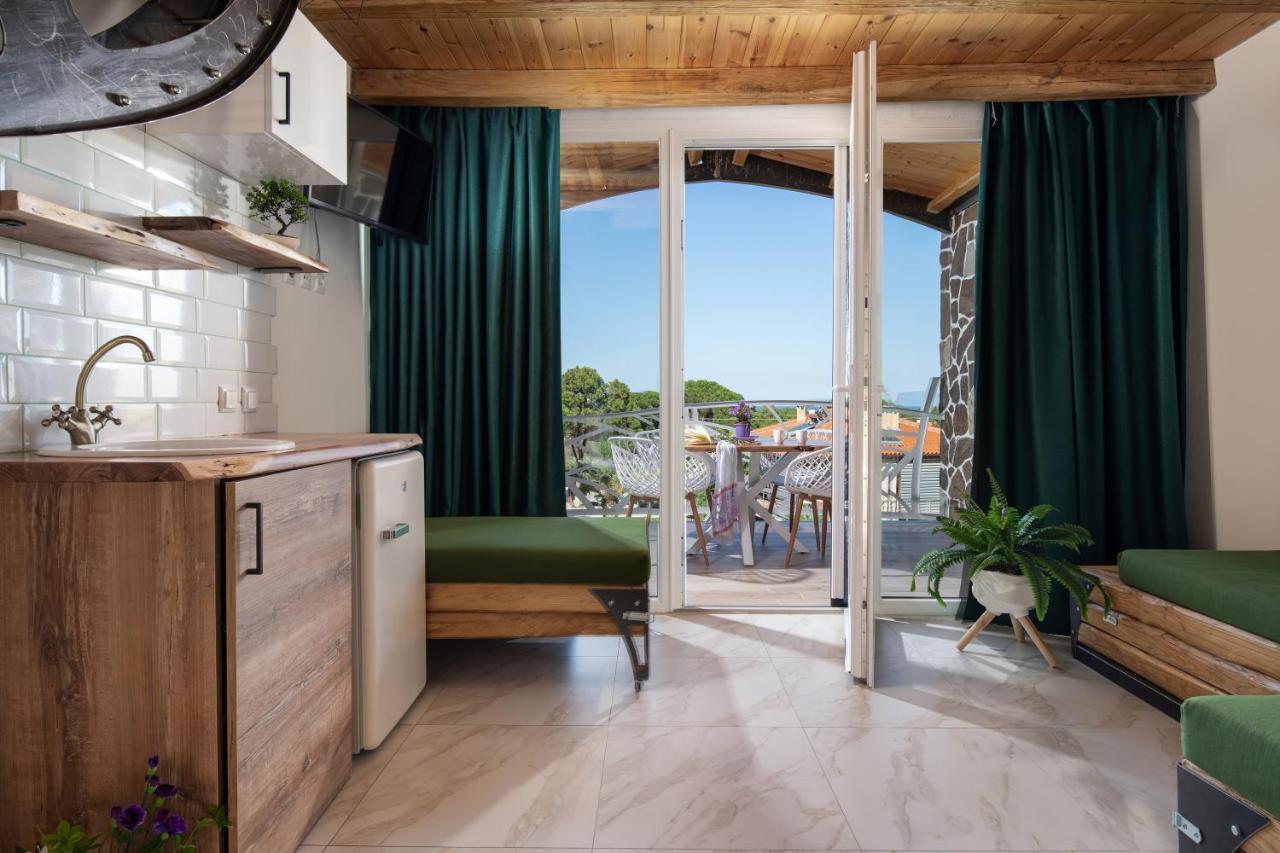 Aparthotel Simon Prive Vourvourou