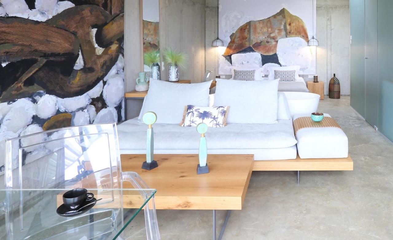 Marnos Luxury