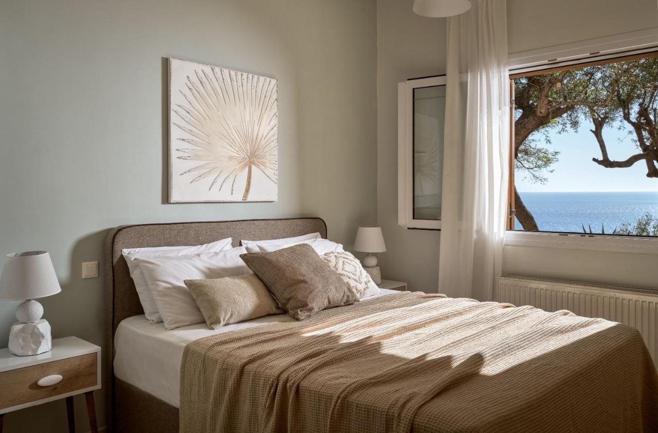 Anatoli - Tranquil Escape With Scenic Views, By Zantewize Holiday home *