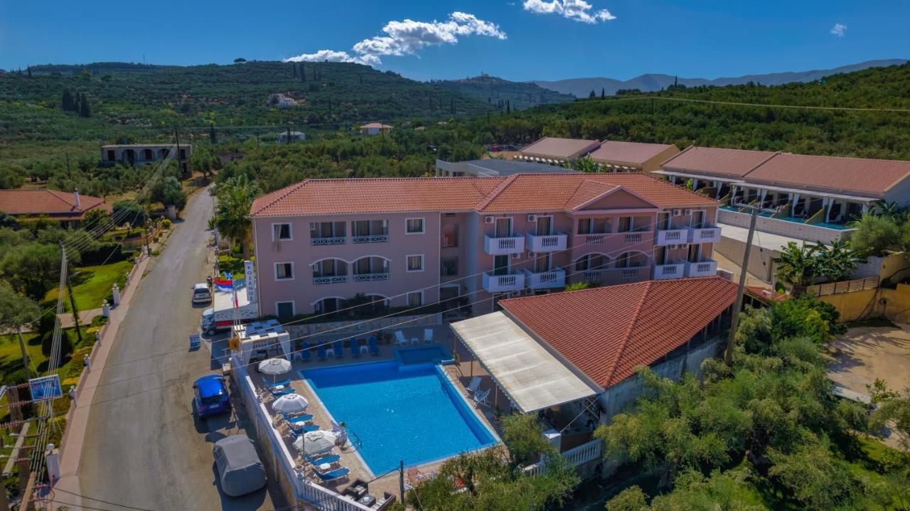 Kozanos With Private Pool Apartment