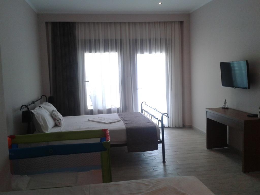 Sea To Apartment Nea Peramos (Macedonia)