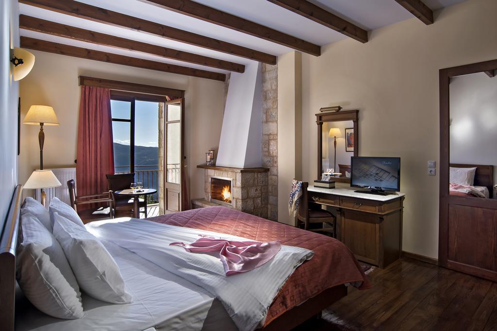 Hotel Alpen House & 4*