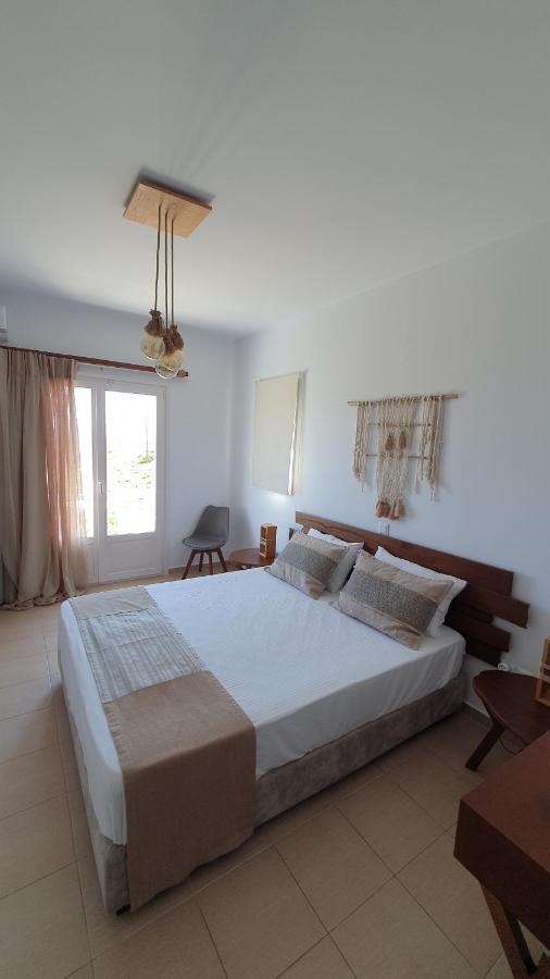 Sarakiniko Guest house