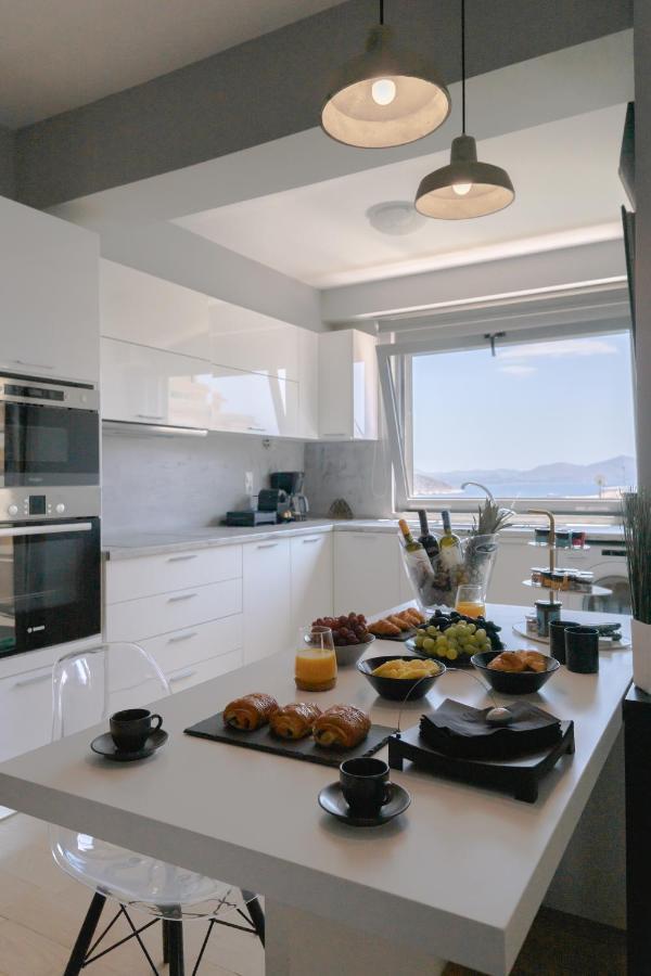 Luxury * Varkiza